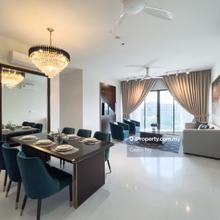 Branded Residence connected to shoplots & supermarkets near KLCC