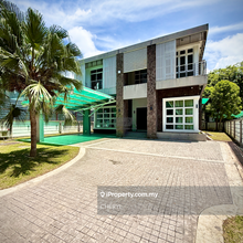 Charming Double-Storey Bungalow in Jesselton Heights.