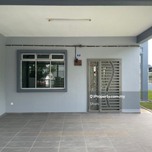 Scientex senai double storey corner full loan Cash out Rm690k