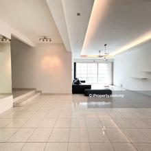 PJ Kelana Sterling Condo 1902 sqft Renovated Unit Near Paradigm & LRT