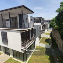 Semi-D house for Sale