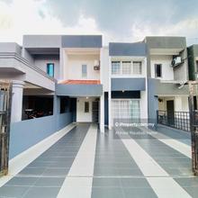 Freehold,Renovated