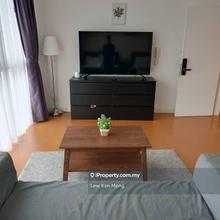 Studio Unit & Fully Furnished / The Hub Ss2