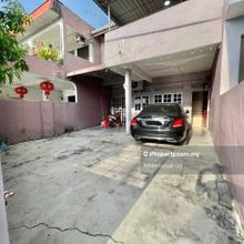 Double Storey Terrace House @ Taman Makmur, Batu Pahat