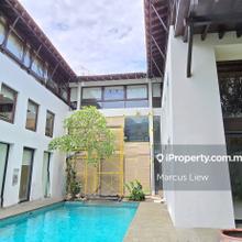 Modern Balinese Open Concept with Privacy Bungalow w Pool