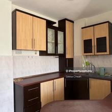 Clean & Good Condition, 2 Car Parks
