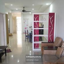 Fully Furnished Crystal Creek Condo For Rent