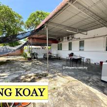 Close to Penang Chinese Girl School, Extra garden compound