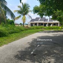 Huge bungalow land for sale at main road of Tronoh township