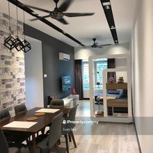 Very Nice! Fully Renovated Unit! 