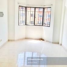 Pangsapuri Carlina (Corner Unit) Kota Damansara Selangor