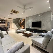 Fully Renovated & Extended with ID Design Semi-D @ The Airie