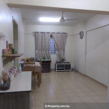 Aman putra corner low floor jinjang utara apartment for sell