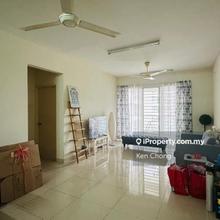 Well kept and move in condition 4 room unit 