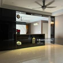 Private Lift Spacious Condo with Modern Design 4 car park for rent!