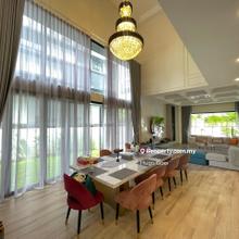 Rare Bungalow with ID Design and Quality Furniture, Come with S.Pool