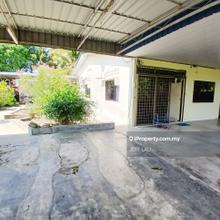 Single Storey Bungalow Rent, Furniture & Aircond at Kepala Batas 