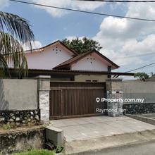PJ Old Town Single storey corner bungalow with renovation. for sale