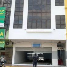 Putra Point @Bandar Baru Nilai Ground Floor for Rent