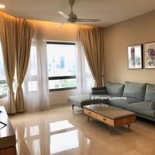 Cosy unit at mid floor