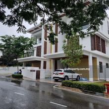 Gated Modern Design 3 Storey Semi Detached Hse with lift at Presint 8 