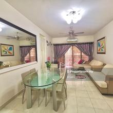 Pelangi Utama (landlord own stay)