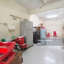 Freehold, Near garden, school, restaurant, pasar