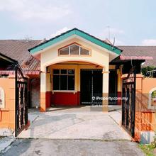 Teres Besar Tg Puteri Pasir Gudang (Nearby Town/New Paint)