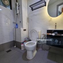 Renovated Unit. 1108 sqft 3 rooms