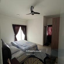Season apartment larkin