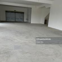 G-Floor Corner Shop offcie for rent 