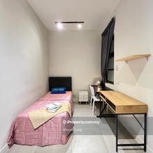Furnished Single Room for Rent at Union Suites, Bandar Sunway