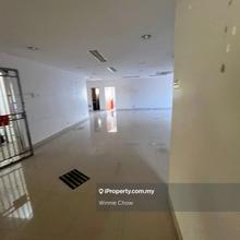 Corner shoplot kota kemuning shah Alam for rent 