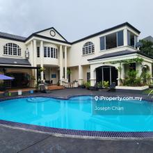 Beautiful Bungalow With Swimming Pool at Section 13 Kgsaas 