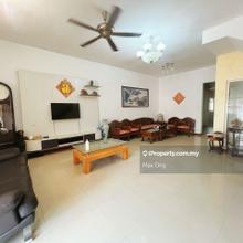 Excellent location , 2 Storey Freehold For Sale