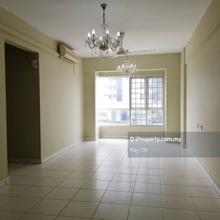 Walk dist. to MRT & Restaurants, Near to Aeon, School & Desa Parkcity