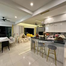 Premium Condo with 3 Car Park