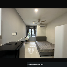 Dual key studio for sell at horizon suite dengkil near KLIA and xiamen