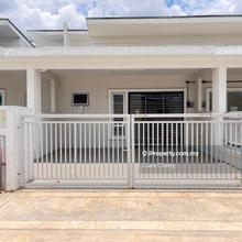 Jalan Seri Impian 7/4x @ Kluang Single Storey Terrace House for Sale
