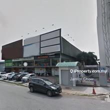 Bandar Utama Centrepoint showroom space to let