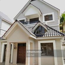 3 Storey bungalow, unfurnished at good price!