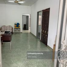 Freehold, 1-Storey Terrace House, Taman Salak Selatan
