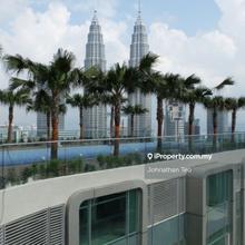 High Floor , Perfect Twin Towers View !