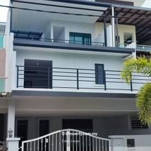 3 Storey Terrace House In Town Area For Sale
