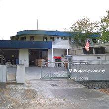 Semi Factory 1.5 sty Villaraya side by side / 2 Units 