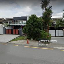 Freehold 2 Storey Terrace House, Very Convenient, Walk to Amenities
