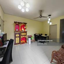 Well Maintained Furnished Unit @ Akasia Apartment, Bandar Botanic