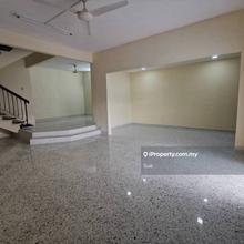 House in Damansara Utama for Rent