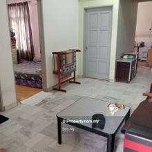 Melaka Raya Flat 3r2b 3rd floor with tenant unit for sale