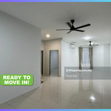 Spacious Unit With Partial Furnish Suit For Family Student Share House